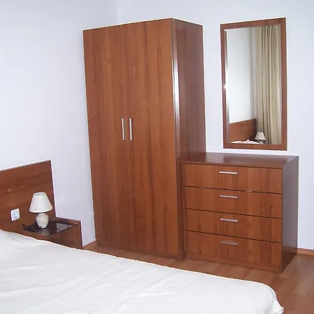 Appartement Efir 2 8