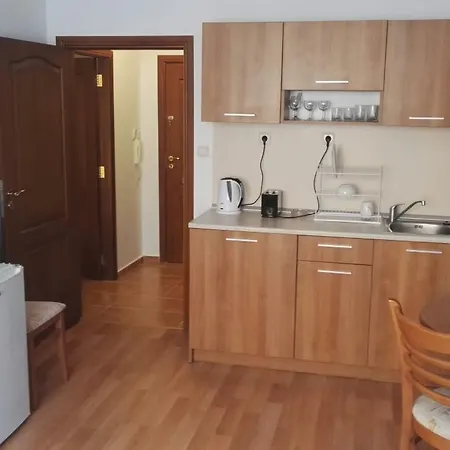 Appartement Efir 2 8